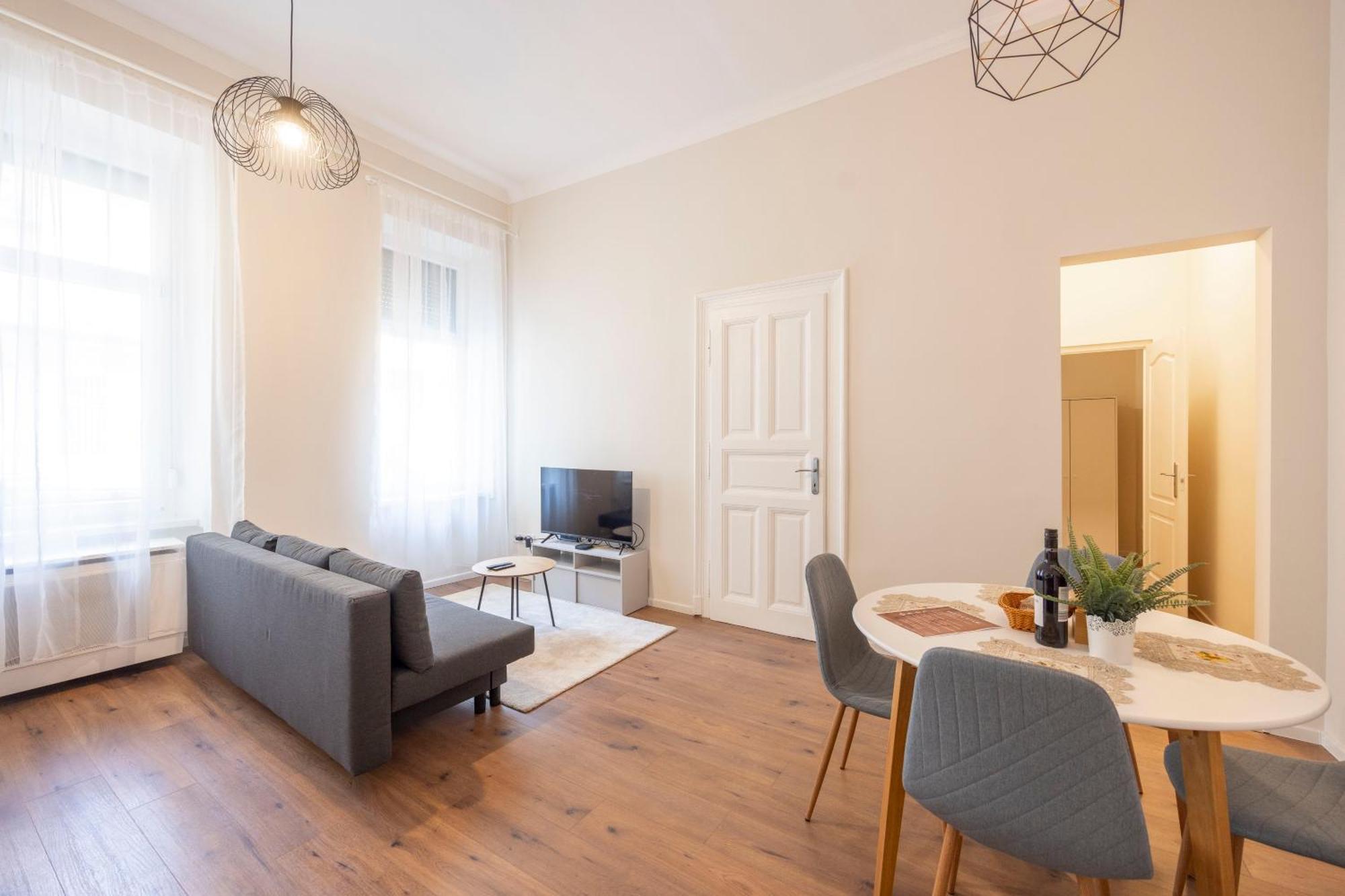 Lovely Central Apartment By Julia Budapeste Exterior foto